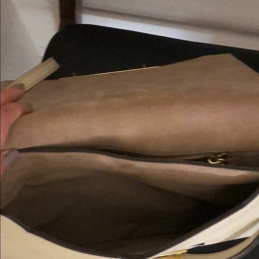 J Crew large cross body - Picture 6 of 7